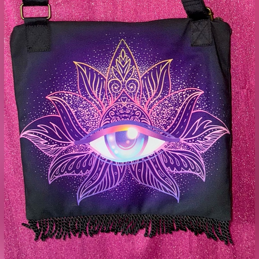 Mystical Eye Bohemian Graphic Tote Bag Lined With Pockets Adjustable Strap Zips